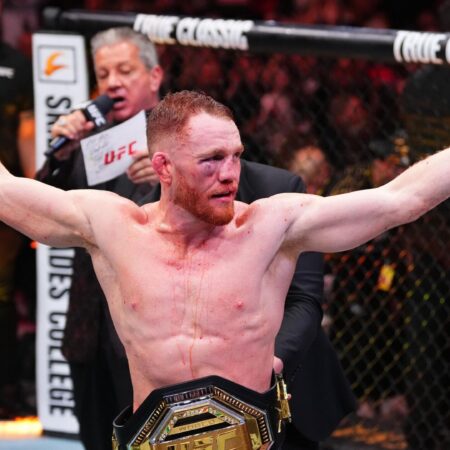 Боец UFC отправил пакет M&Ms сопернику, чтобы «саботировать» его сгонку веса