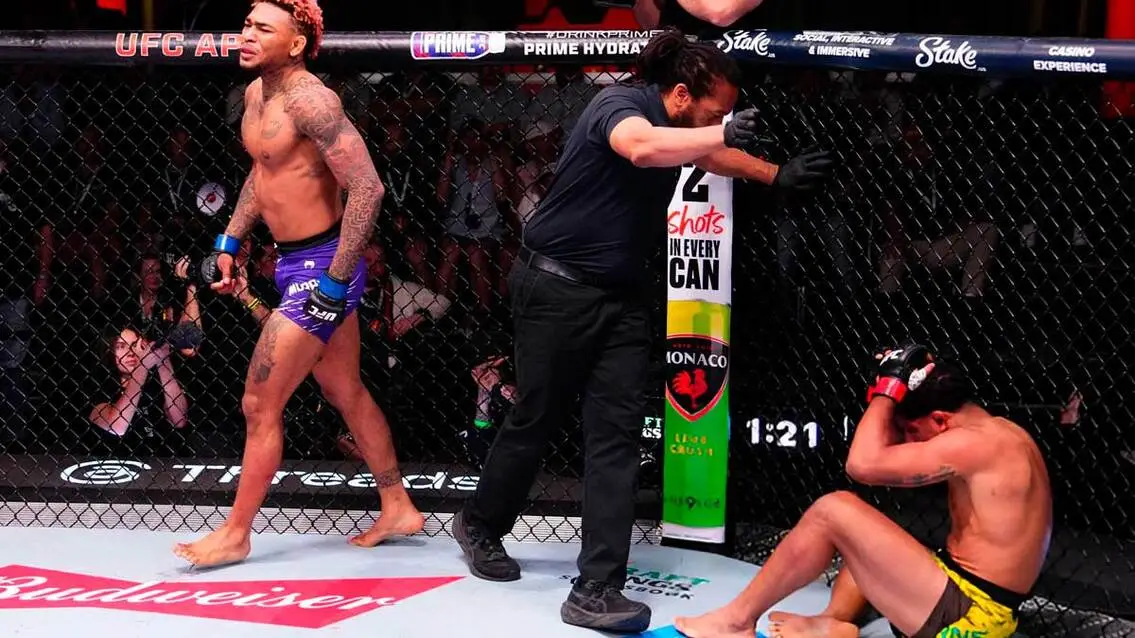 Preview Бывшая чемпионка UFC Крис Сайборг одержала брутальную победу нокаутом в первом раунде в боксе