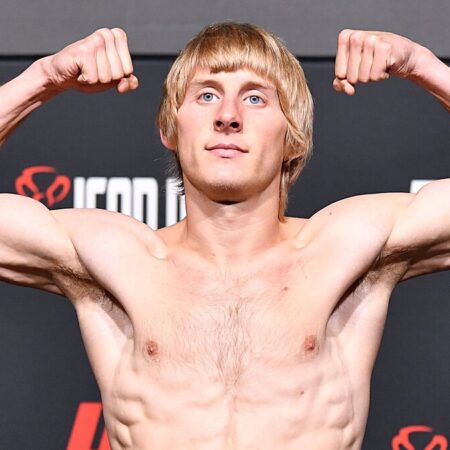 ‘Не думаю, что так можно говорить…’ Легенда UFC встал на защиту Пэдди Пимблетта после обвинений соперника в ‘подачках’