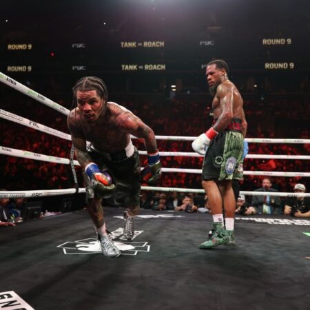 Дэвис и Роуч проведут реванш 16 августа в Лас-Вегасе