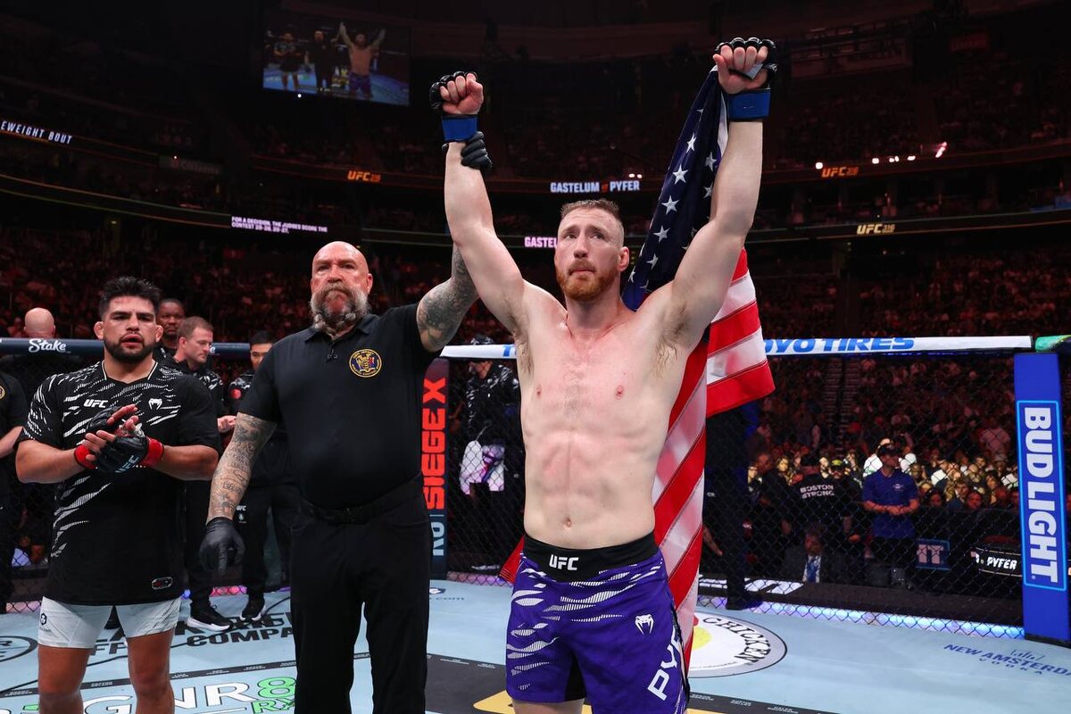 Preview Джо Пайфер раскритиковал комментарии Джо Рогана во время своей победы на UFC 316