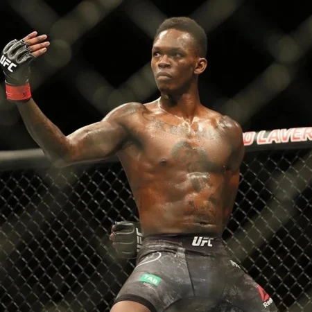 Алекс Перейра поздравил Адесанью с Залом славы UFC