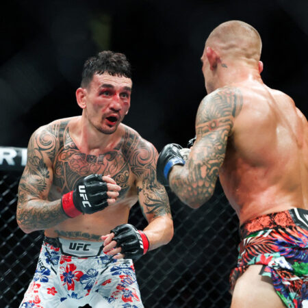 Звезда UFC утверждает, что Макс Холлоуэй «пощадил» Дастина Порье в ключевой момент трилогии на UFC 318