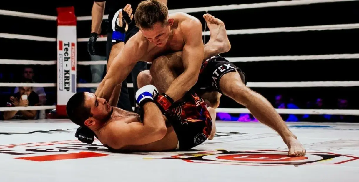 Preview Бокс в 1Win и Mostbet