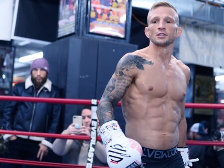 Звезда UFC 320: Экс-чемпион Ти-Джей Диллашоу довел меня до рвоты 5 раз на тренировках