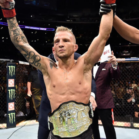 Звезда UFC 320 рассказал, как бывший чемпион Ти Джей Диллашоу довел его до рвоты 5 раз во время изнурительного тренировочного лагеря