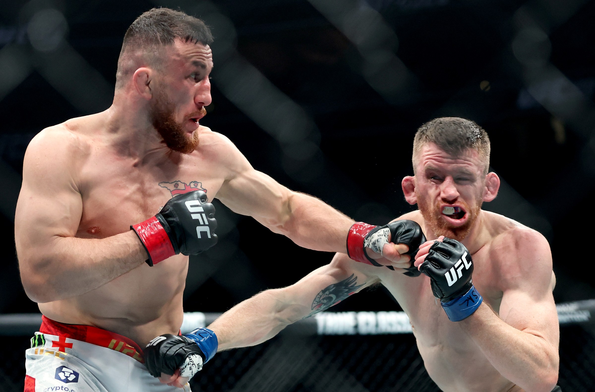 Preview Кори Сэндхаген и Мераб Двалишвили: Жаркая конфронтация перед UFC 320