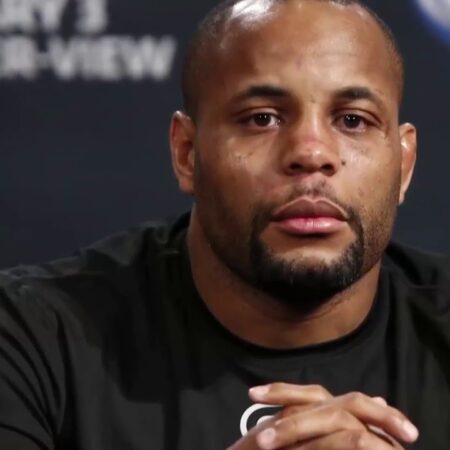 Дэниел Кормье утверждает: «Патчи Микс выиграл тот бой», несмотря на очередное поражение экс-чемпиона Bellator на UFC 320