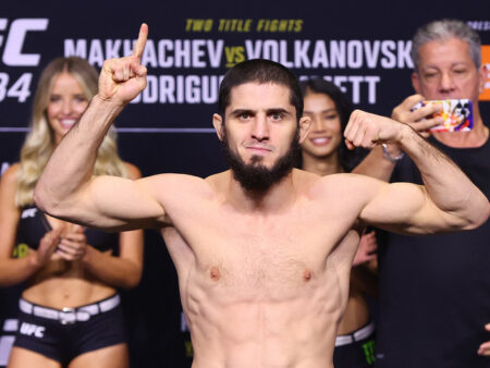 Ислам Махачев останется в полусреднем весе после UFC 322, подтверждает товарищ по команде