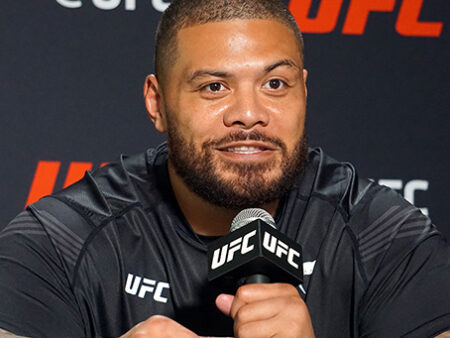 Первый тяжеловес UFC, проваливший взвешивание, объявляет о перерыве в карьере после очередного провала
