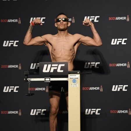 Фанаты считают, что бойца UFC уволят после огромного промаха на 8 фунтов на взвешивании UFC Rio