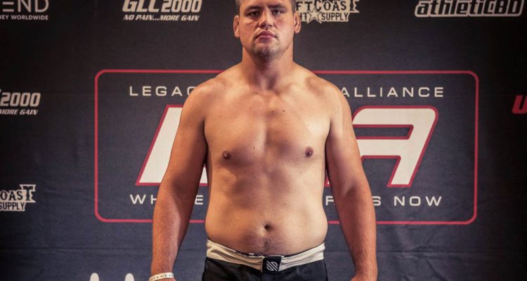 Preview Томас Петерсен после тяжелого нокаута на UFC Rio: «Со мной все в порядке»