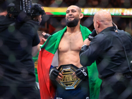 Хамзат Чимаев против Петра Яна: чемпион UFC в среднем весе отвечает на спорные комментарии