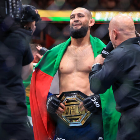 Хамзат Чимаев против Петра Яна: чемпион UFC в среднем весе отвечает на спорные комментарии