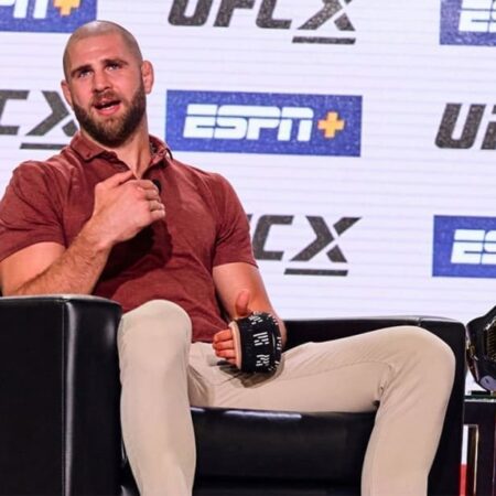 Иржи Прохазка комментирует потенциальный бой за вакантный титул UFC, предложенный Джо Роганом
