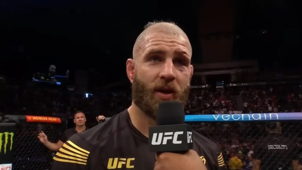 Preview Иржи Прохазка комментирует потенциальный бой за вакантный титул UFC, предложенный Джо Роганом