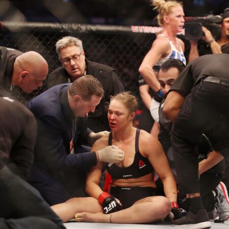 Ронда Роузи предсказала, как потеряет титул UFC, всего за месяц до культового нокаута