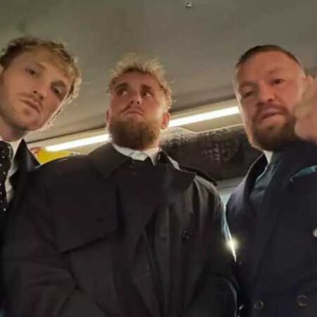 Конор МакГрегор рассказал о забавном моменте, когда братья Джейк и Логан Пол поссорились после встречи с ним