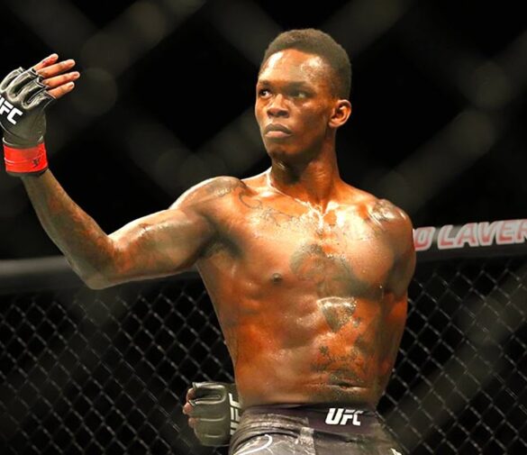 Исраэль Адесанья считает, что его «обошли» в бою за титул чемпиона мира, определившем его карьеру