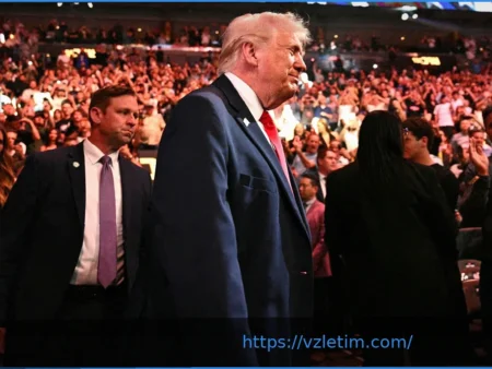 Дональд Трамп посетил UFC 237: первое спортивное мероприятие после начала иранской войны