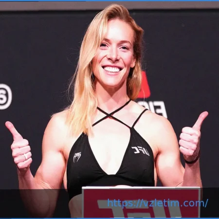 Рефери UFC спас бойца от серьезных травм после нокаута коленом в лицо