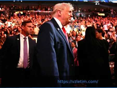 Белый дом примет бой UFC в честь 80-летия Трампа