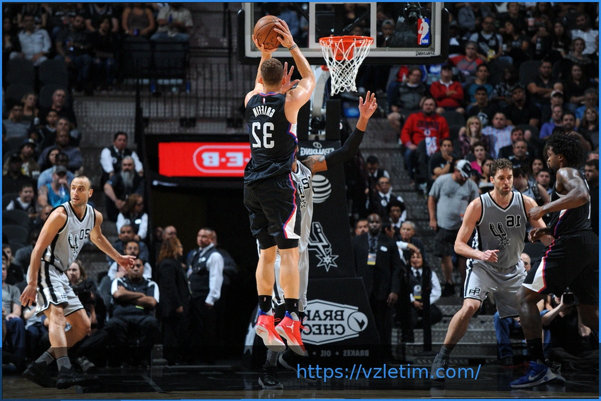 Preview ЛА Клипперс испытали трудности в поражении от Сперс со счетом 118-99